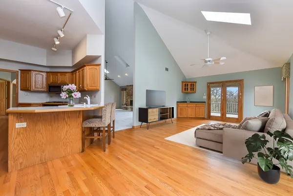 $525,000 | 11 Merrimack Court, Bolingbrook, IL 60440