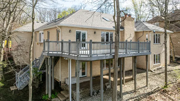 $525,000 | 11 Merrimack Court, Bolingbrook, IL 60440