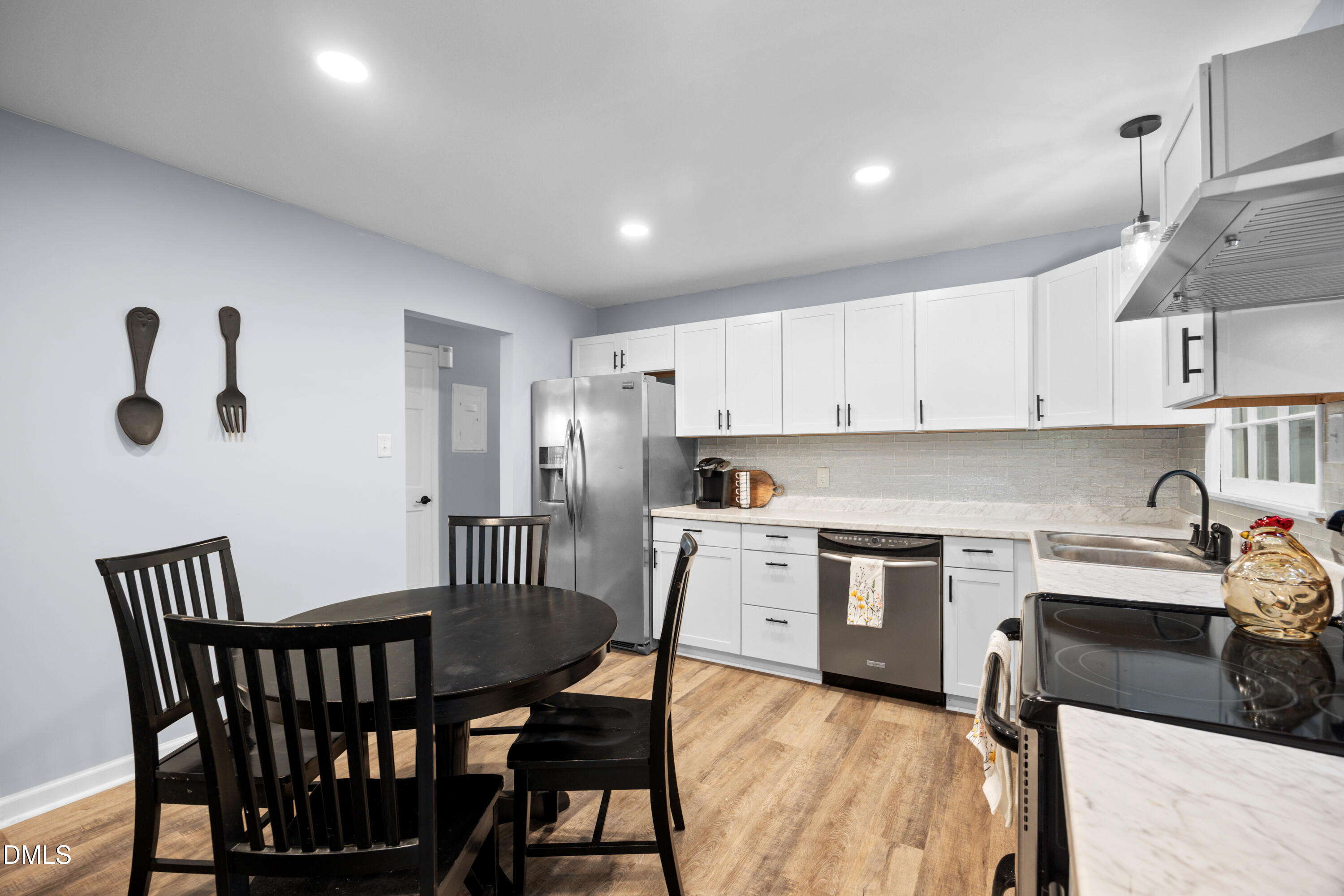 820 Greenwich Street Raleigh, NC 27610 - Photo 3 of 19 Kitchen 4 (2)