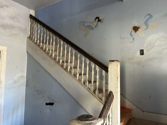 1314 Sixth Street Angleton, TX 77515 - Photo 2 of 8 a view of entryway