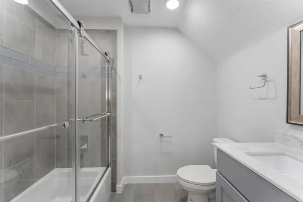 $1,929,000 | 14 Jetty Point Drive, The Woodlands, TX 77380