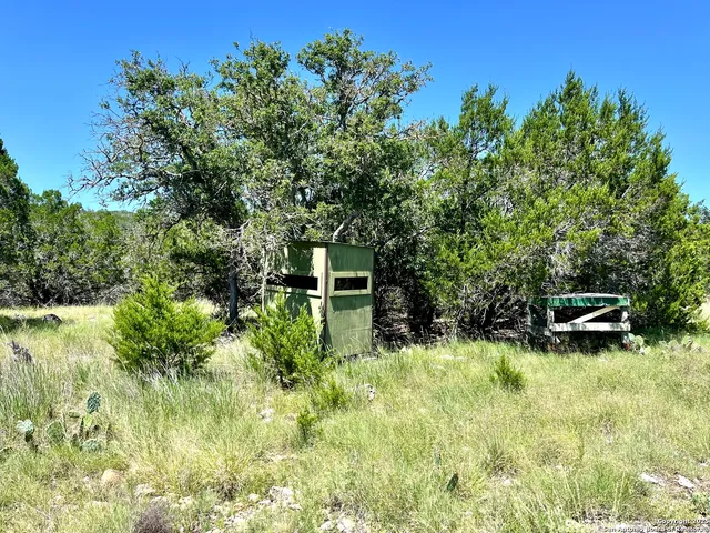 $5,722,800 | 104 SD 14070, Rocksprings, TX 78880