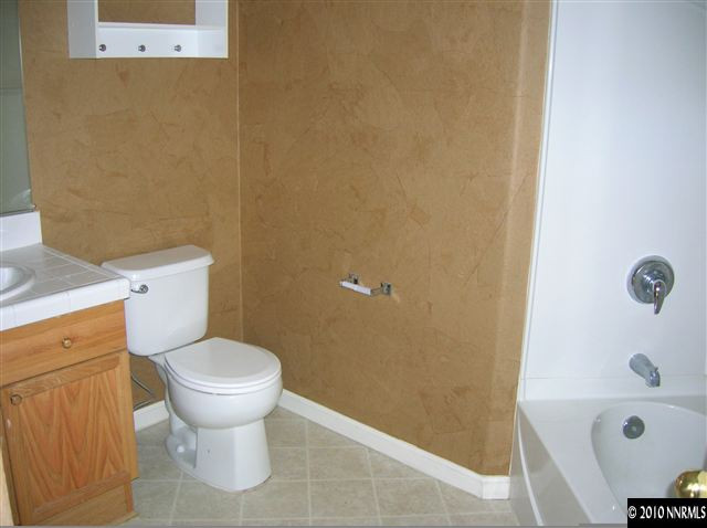 1895 Badlands Drive Reno, NV 89521 - Photo 7 of 9 Photo 7