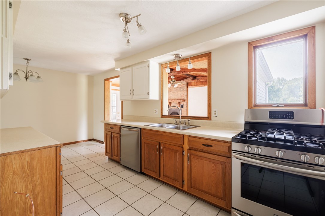 343 Huffer Road Parma, NY 14468 - Photo 10 of 30