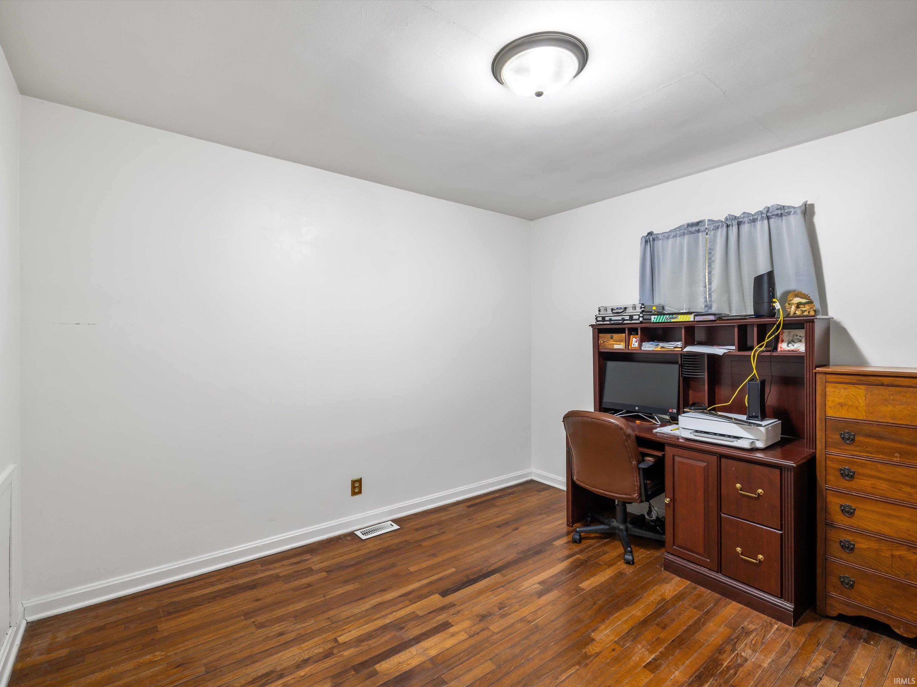 701 North Red Bank Road, Unit B Evansville, IN 47712 - Photo 23 of 35