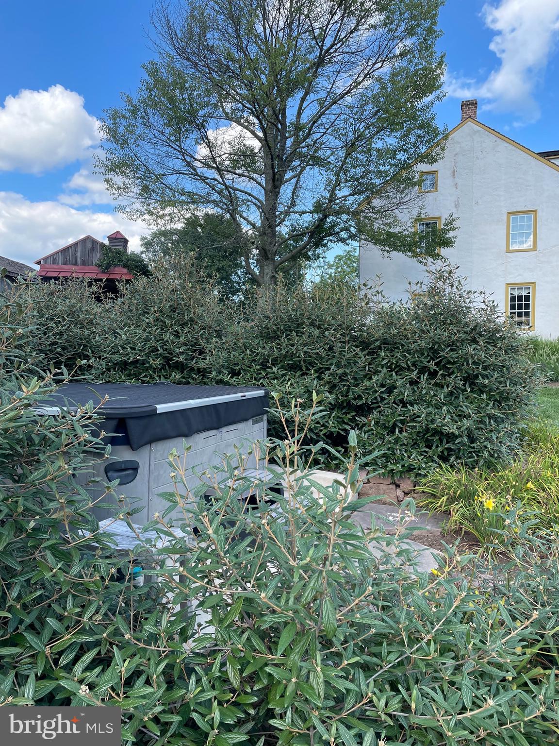 194 Kulp Road Pottstown, PA 19465 - Photo 36 of 45 2018 Bullfrog A-8 Hot Tub