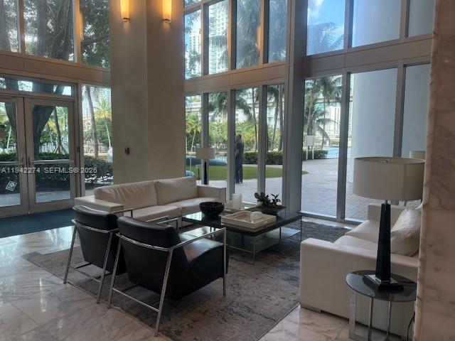 185 Southwest 7th Street, Unit 1502 Miami, FL 33130 - Photo 34 of 37