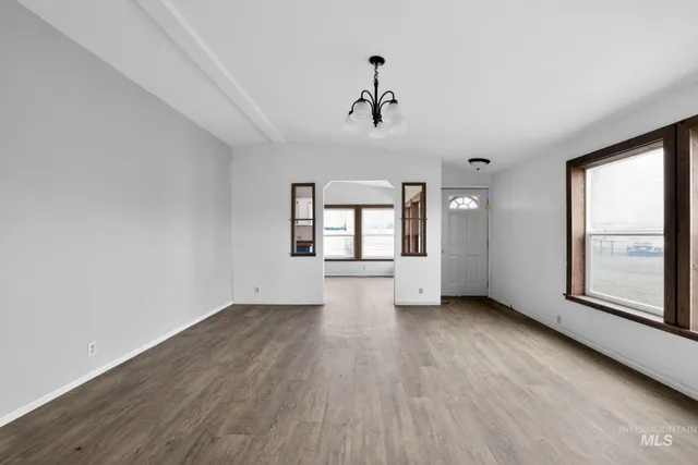 $335,000 | 2284 Weiser River Road, Weiser, ID 83672