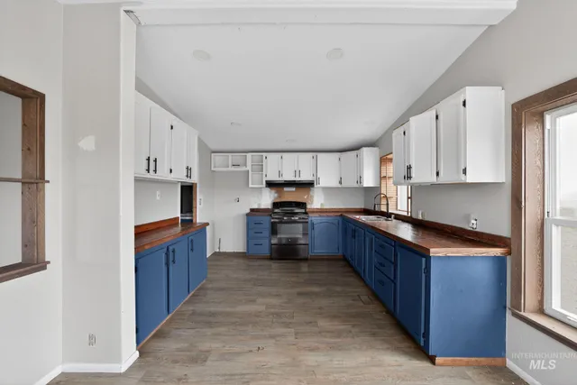 $335,000 | 2284 Weiser River Road, Weiser, ID 83672