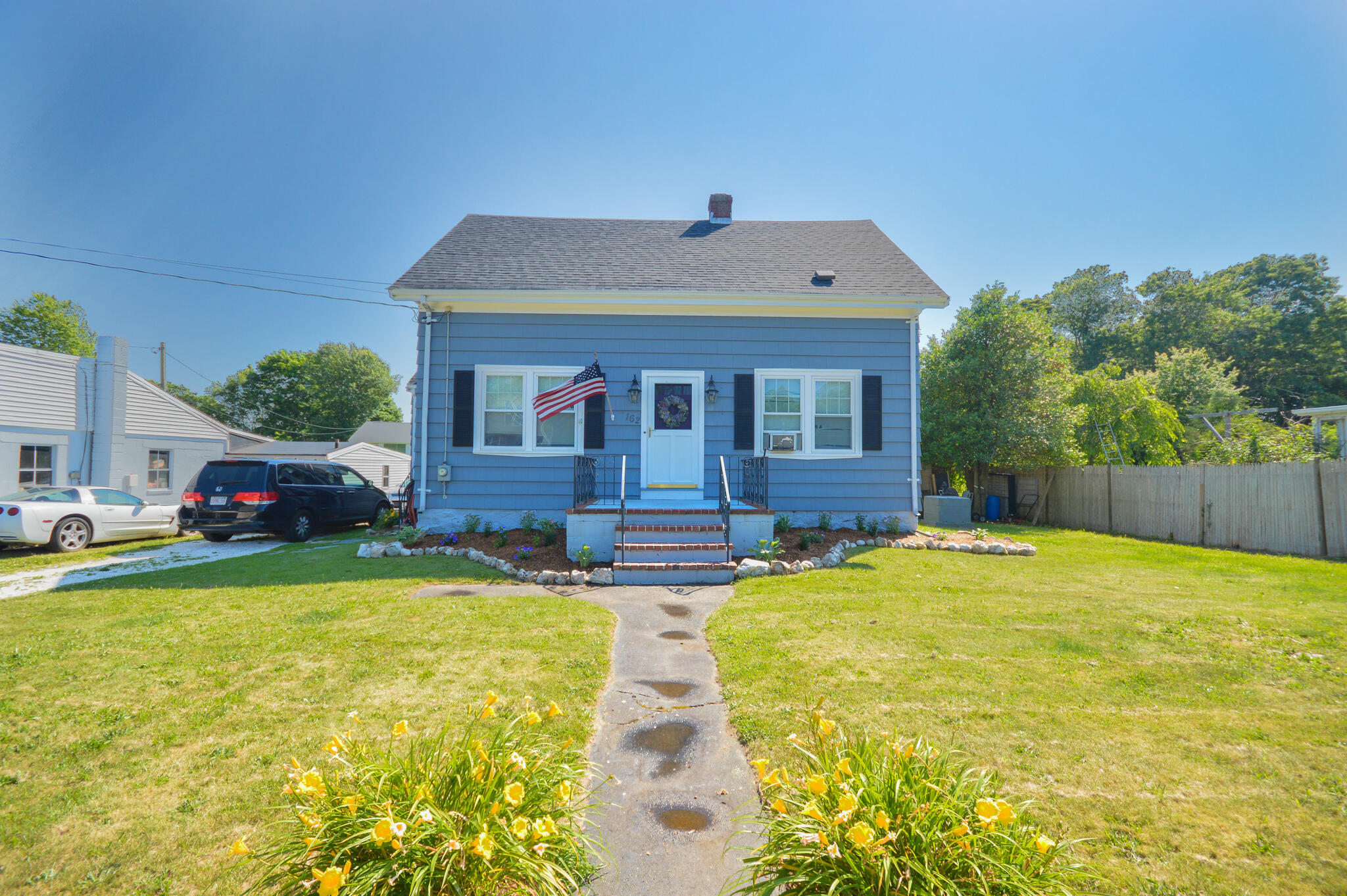 162 Sconticut Neck Road Fairhaven, MA 02719 - Photo 11 of 26 11-High Res Uncropped-6676
