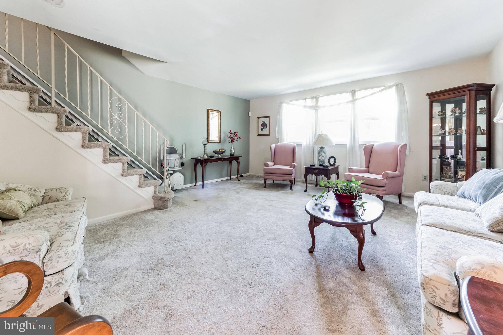 7018 Cardin Road Philadelphia, PA 19128 - Photo 4 of 30 Gallery Image 4
