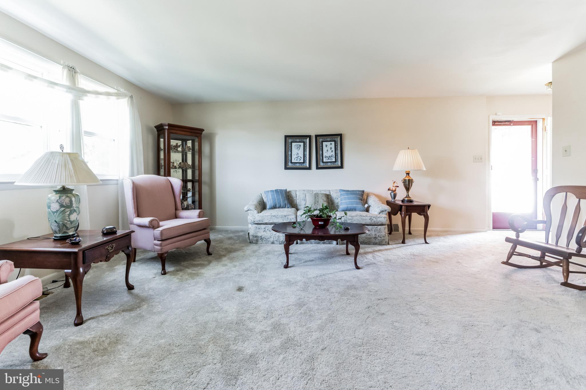 7018 Cardin Road Philadelphia, PA 19128 - Photo 5 of 30 Gallery Image 5