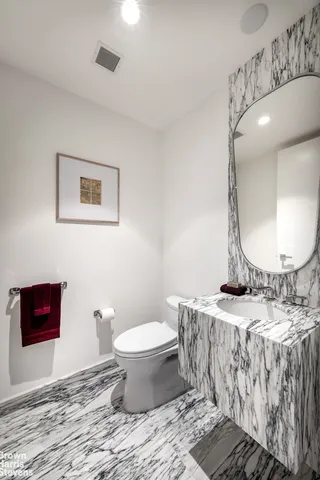 $22,500,000 | 50 West 66th Street, Unit 17F | Upper West Side