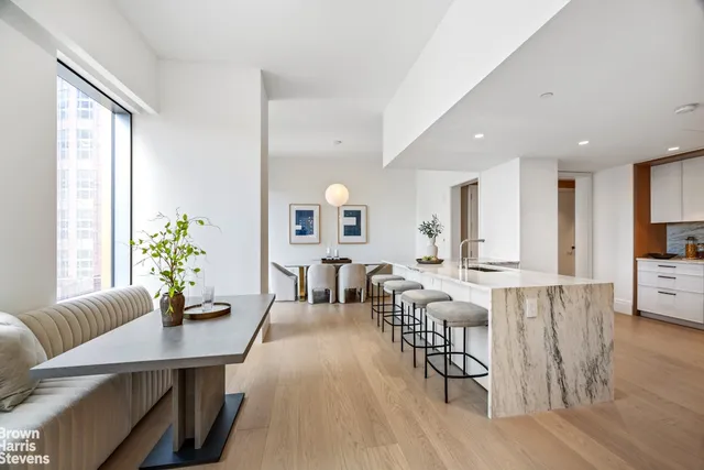 $22,500,000 | 50 West 66th Street, Unit 17F | Upper West Side