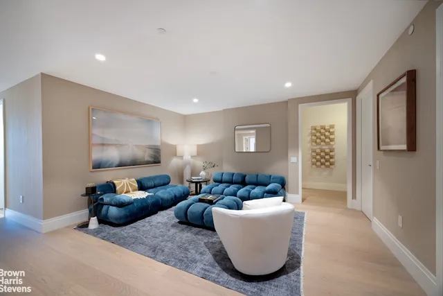 $22,500,000 | 50 West 66th Street, Unit 17F | Upper West Side