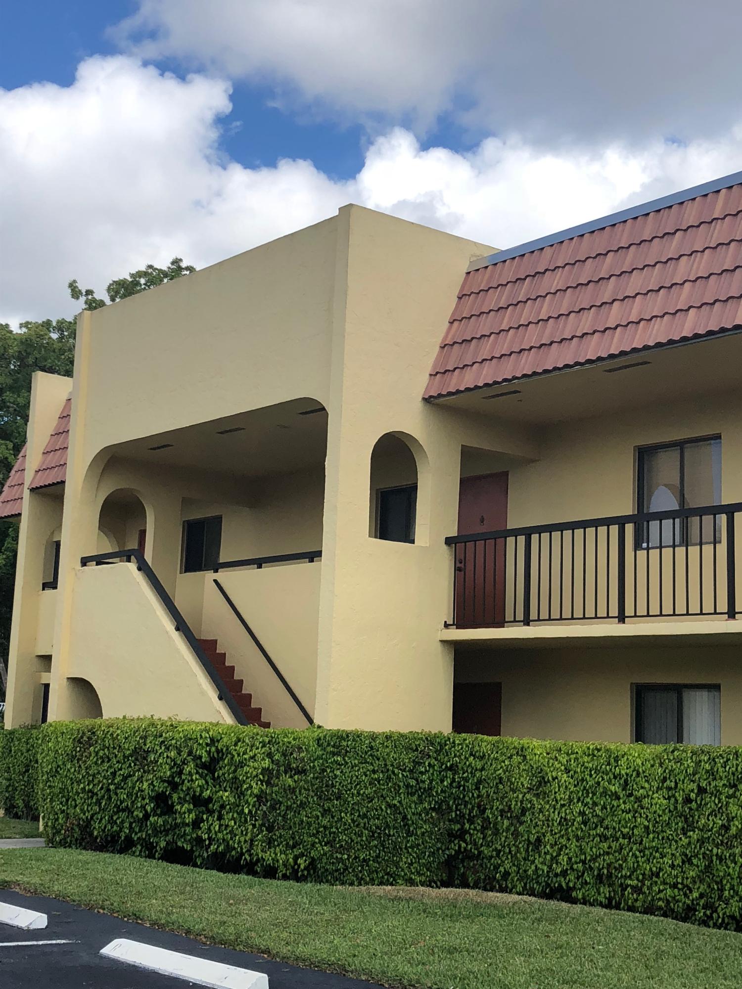900 Southwest 9th St Circle, Unit 202 Boca Raton, FL 33486 - Photo 1 of 14 Exterior
