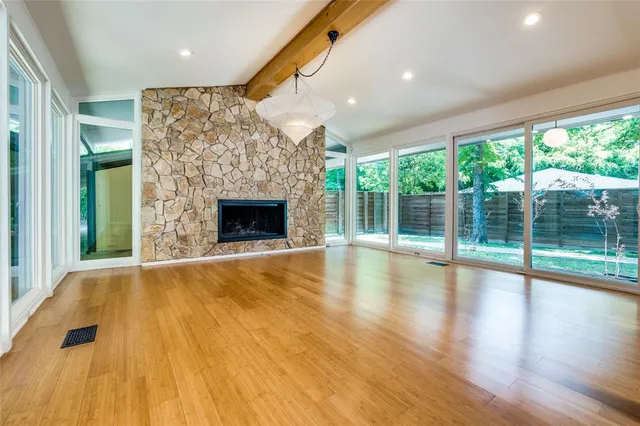 $499,000 | 1502 Oak Glen Trail, Dallas, TX 75232