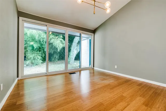 $499,000 | 1502 Oak Glen Trail, Dallas, TX 75232