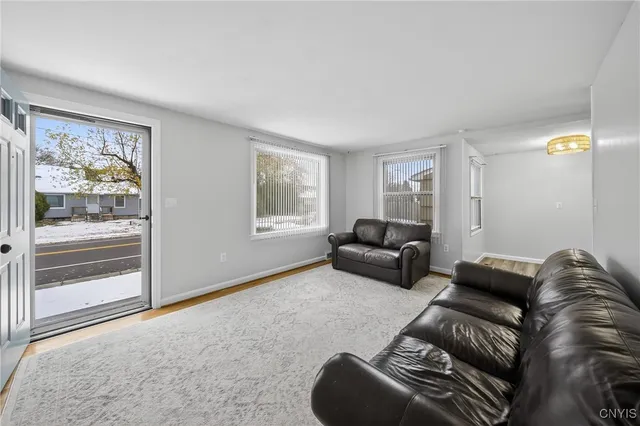 $2,100 | 500 Malden Road, Salina, NY 13211