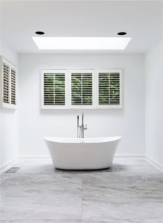 $5,950 | 155 Worth Drive Northwest, Atlanta, GA 30327