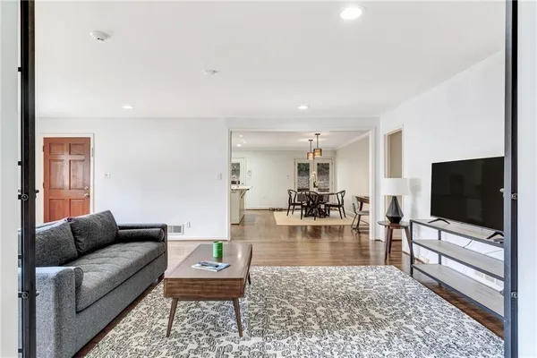 $5,950 | 155 Worth Drive Northwest, Atlanta, GA 30327