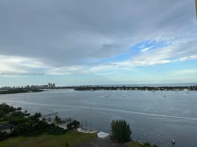 $3,500 | 5600 North Flagler Drive, Unit 1806, West Palm Beach, FL 33407