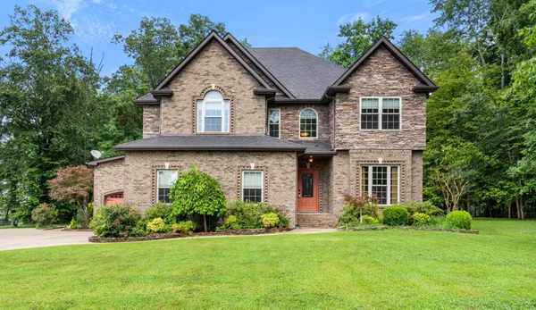 $610,000 | 1789 Double R Boulevard, Clarksville, TN 37042