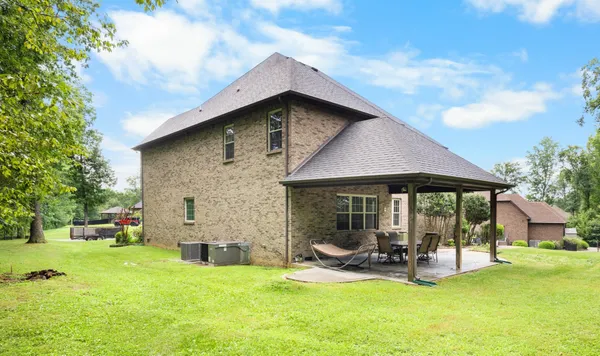 $605,000 | 1789 Double R Boulevard, Clarksville, TN 37042
