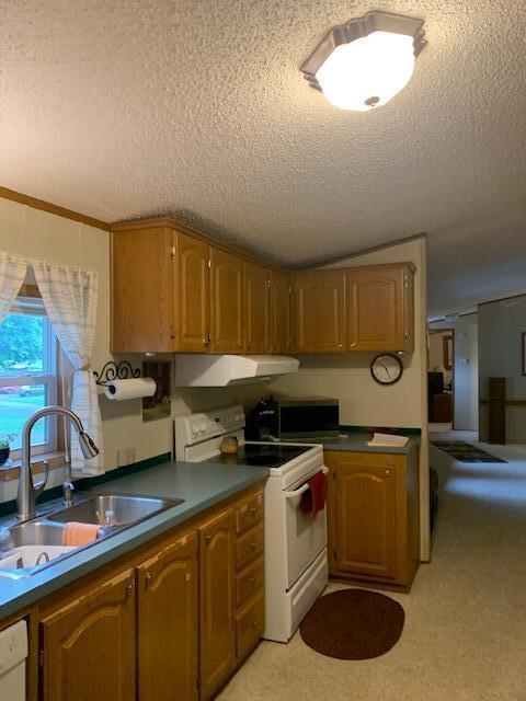 8927 Columbus Road, Unit 52 Mount Vernon, OH 43050 - Photo 7 of 29 other kitchen view