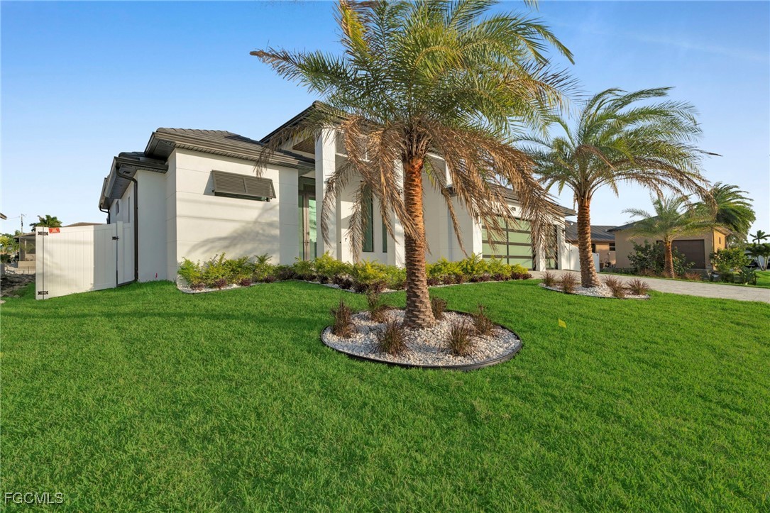 4711 Southwest 20th Avenue Cape Coral, FL 33914 - Photo 2 of 50