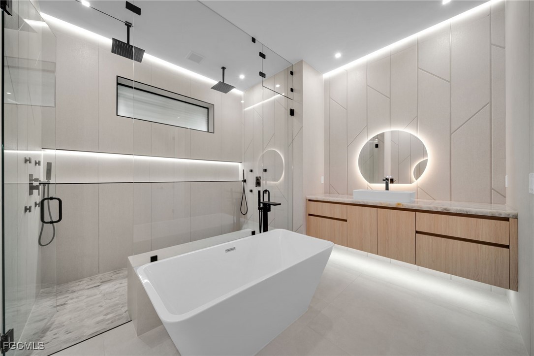 4711 Southwest 20th Avenue Cape Coral, FL 33914 - Photo 27 of 50