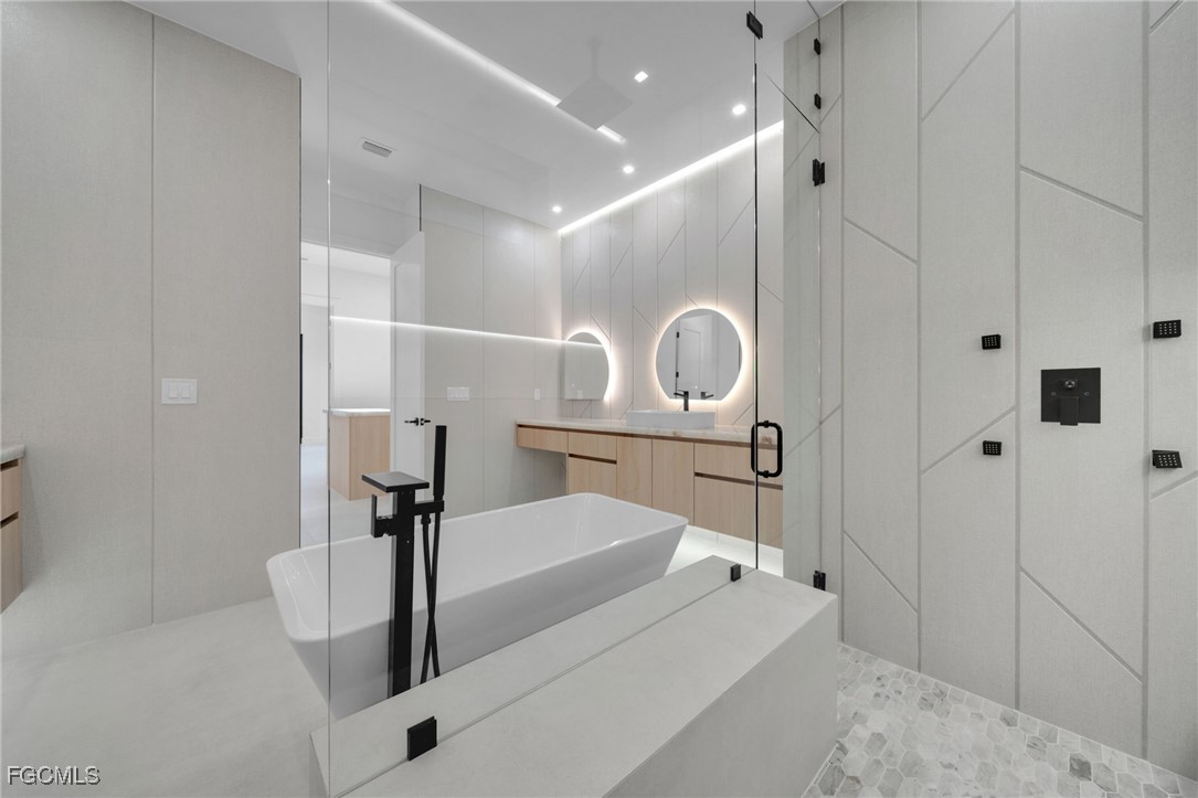 4711 Southwest 20th Avenue Cape Coral, FL 33914 - Photo 30 of 50