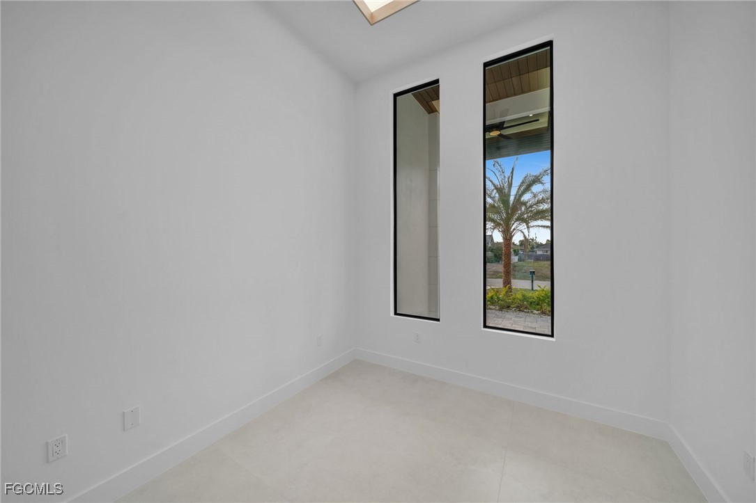 4711 Southwest 20th Avenue Cape Coral, FL 33914 - Photo 33 of 50