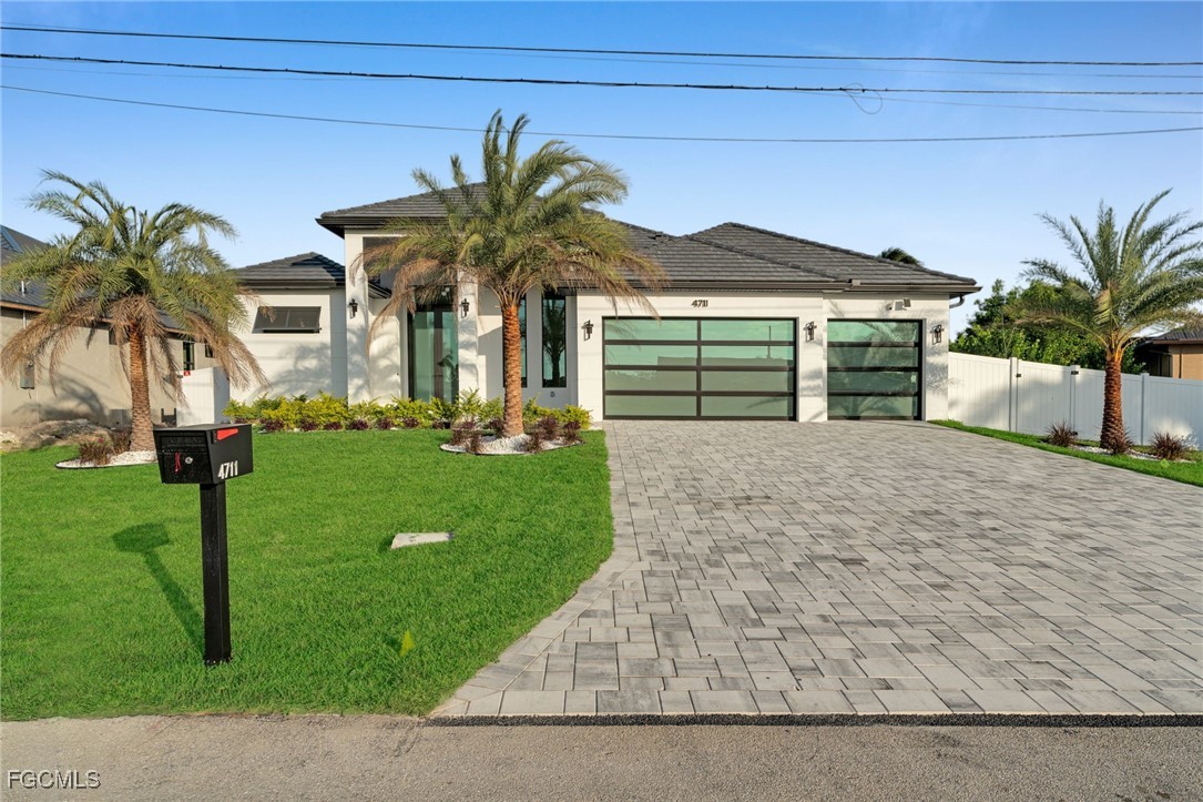 4711 Southwest 20th Avenue Cape Coral, FL 33914 - Photo 4 of 50