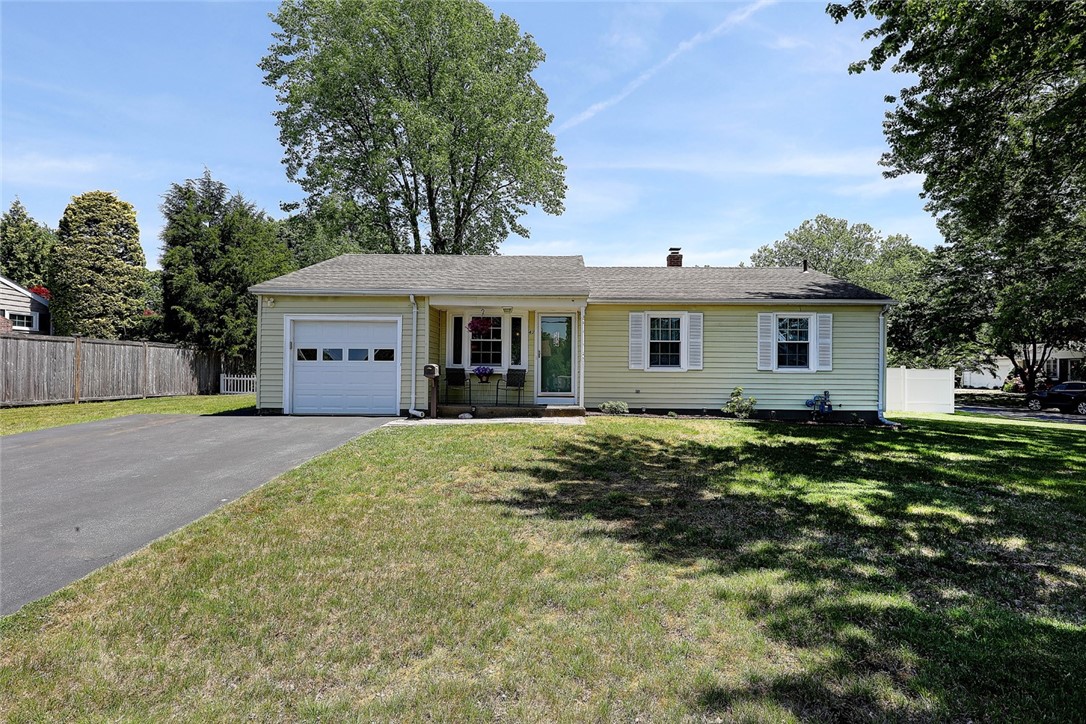 42 Colony Road East Providence, RI 02915 - Photo 1 of 24 Gallery Image 1