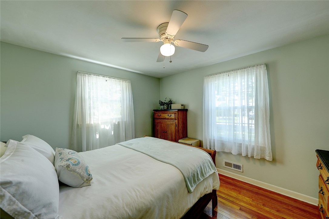 42 Colony Road East Providence, RI 02915 - Photo 11 of 24 Gallery Image 11