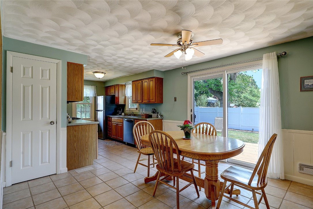 42 Colony Road East Providence, RI 02915 - Photo 8 of 24 Gallery Image 8