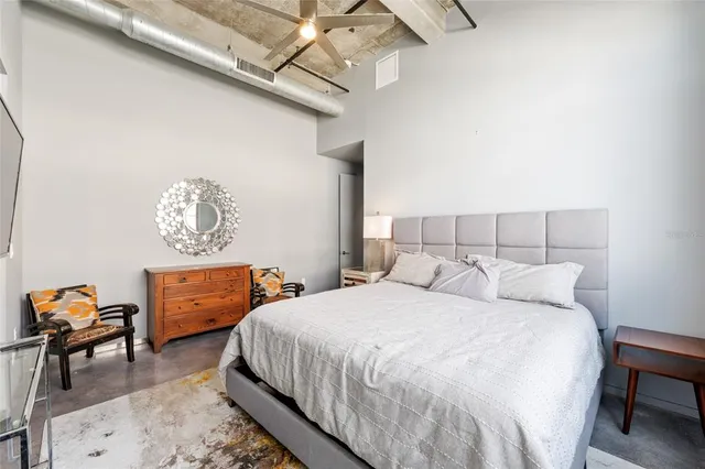 $395,000 | 302 Southeast Broadway Street, Unit 330, Ocala, FL 34471