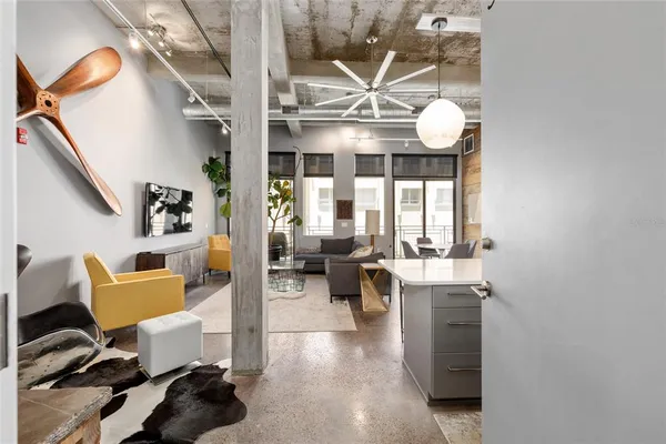 $395,000 | 302 Southeast Broadway Street, Unit 330, Ocala, FL 34471