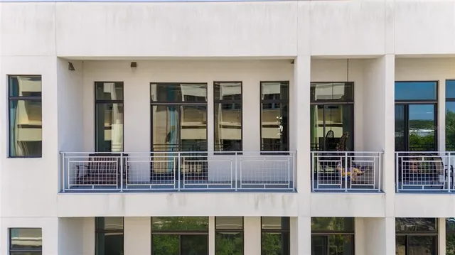 $395,000 | 302 Southeast Broadway Street, Unit 330, Ocala, FL 34471