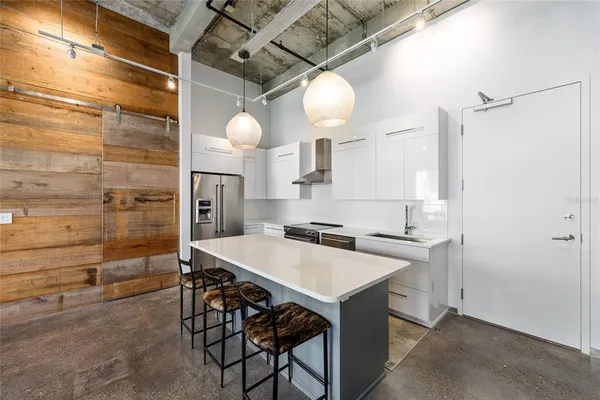 $395,000 | 302 Southeast Broadway Street, Unit 330, Ocala, FL 34471