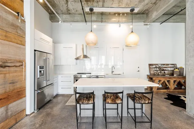 $395,000 | 302 Southeast Broadway Street, Unit 330, Ocala, FL 34471