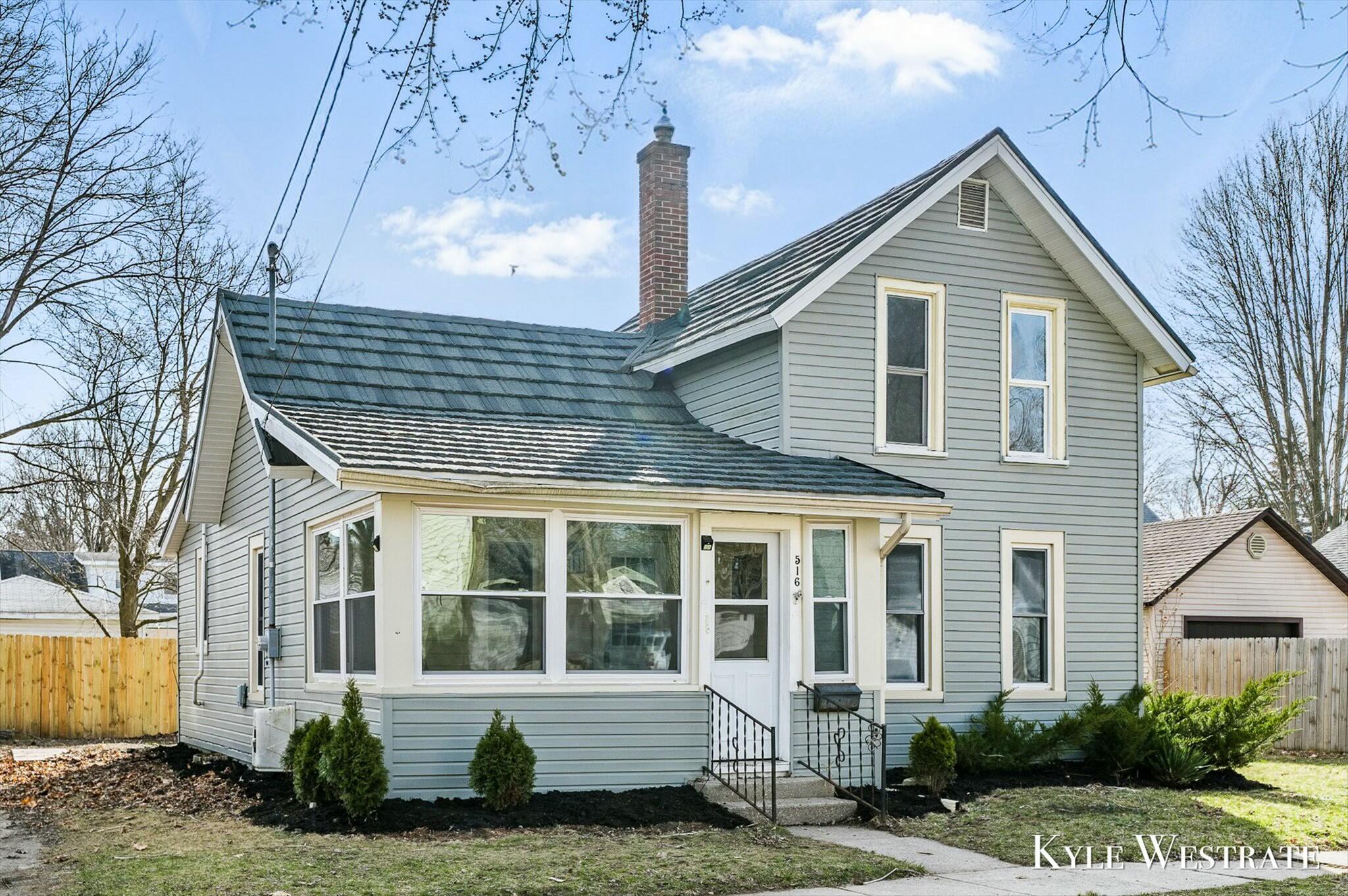 516 Pearl Street Belding, MI 48809 - Photo 2 of 29 tempImageYYcS4q