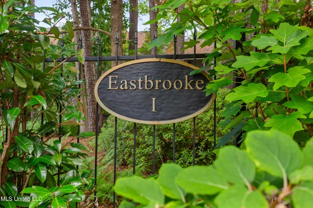 $339,900 | 54 Eastbrooke Street, Jackson, MS 39216