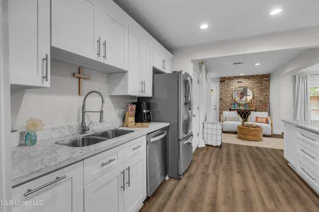 $339,900 | 54 Eastbrooke Street, Jackson, MS 39216