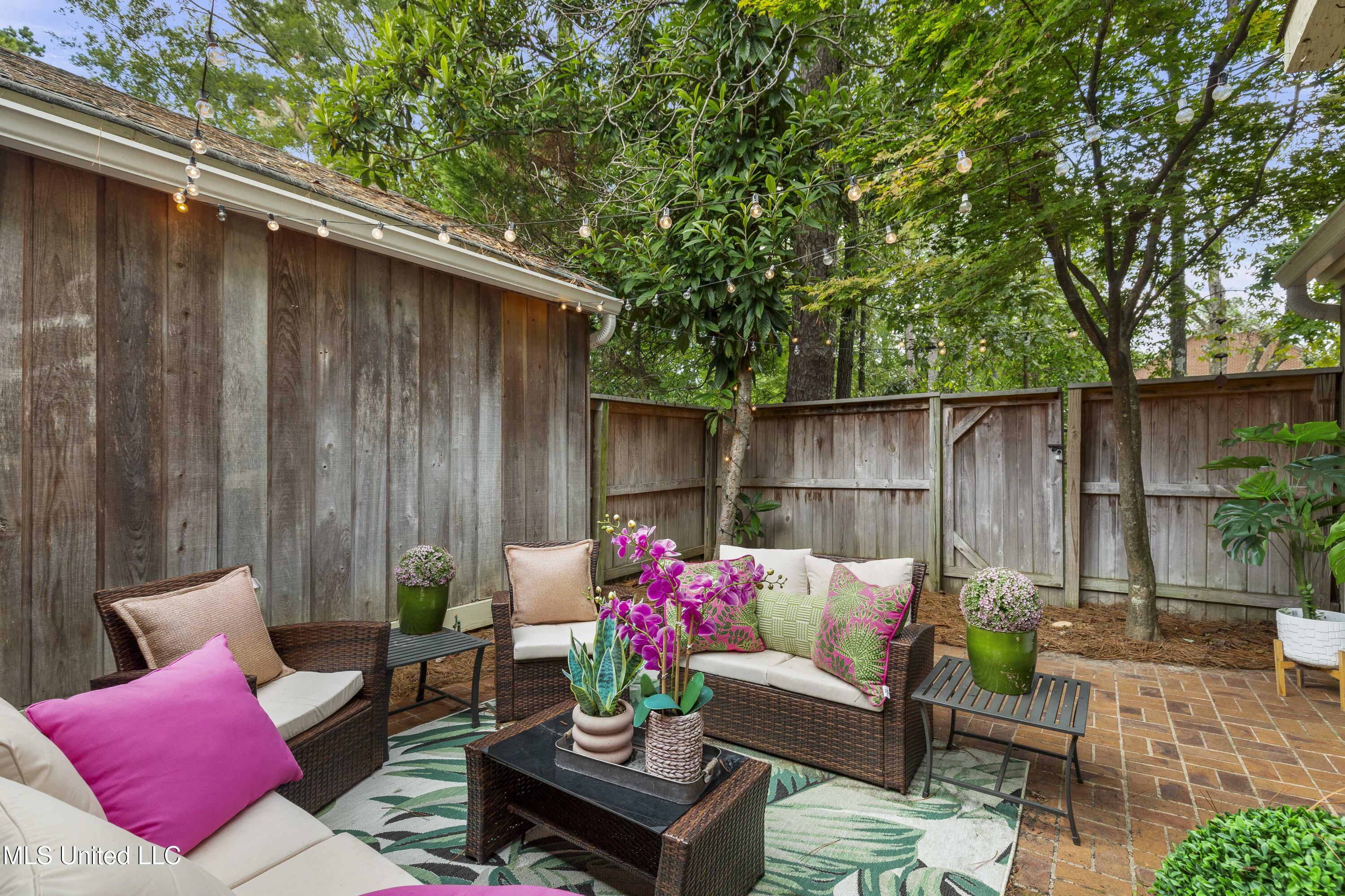 54 Eastbrooke Street Jackson, MS 39216 - Photo 34 of 59 54 Eastbrooke-37