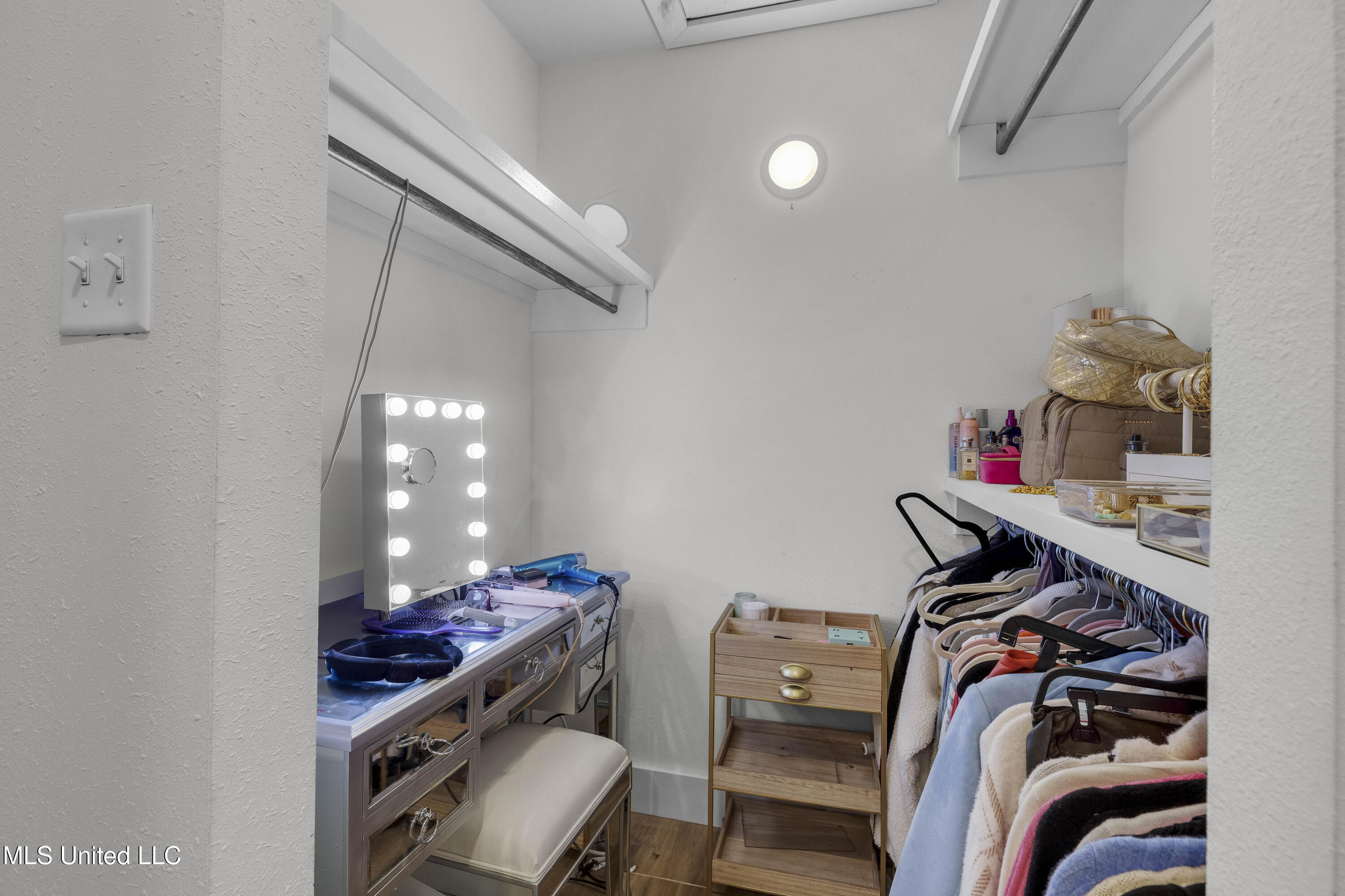 54 Eastbrooke Street Jackson, MS 39216 - Photo 48 of 59 54 Eastbrooke-49