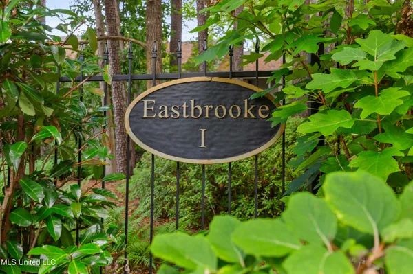 $324,500 | 54 Eastbrooke Street, Jackson, MS 39216
