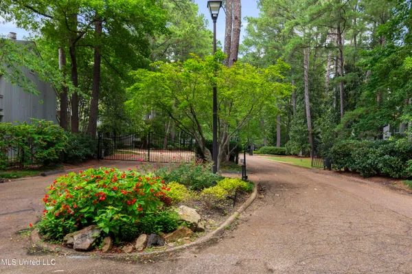 $324,500 | 54 Eastbrooke Street, Jackson, MS 39216