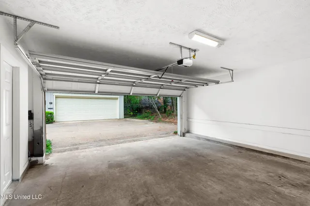 $339,900 | 54 Eastbrooke Street, Jackson, MS 39216